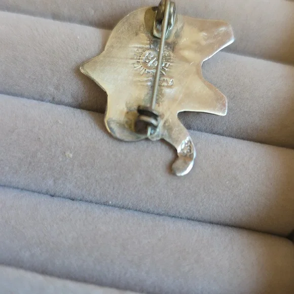 Sterling Elephant Brooch with Abalone Inlay - Picture 5 of 7